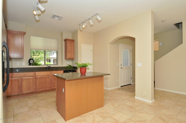 Building Photo - 4351 E Selena Dr