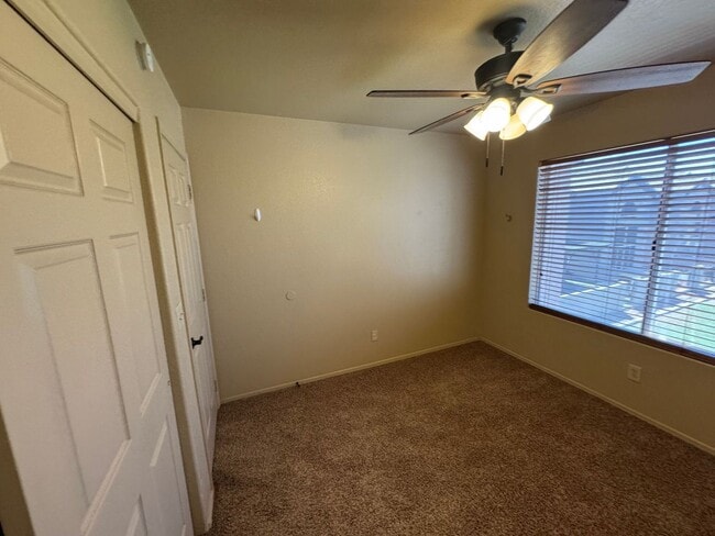 Building Photo - 3 Bedroom - 2.5 Bath - 1395 Sq. Ft. Home f...