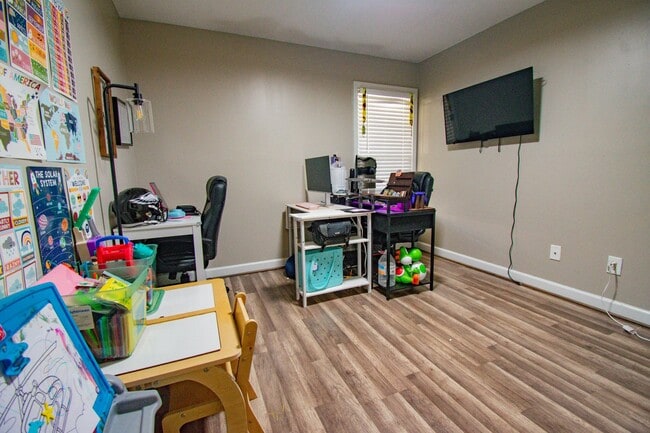 Building Photo - Coming soon! 3 Bedroom 2 Bathroom with Above Ground Pool- Pets okay!
