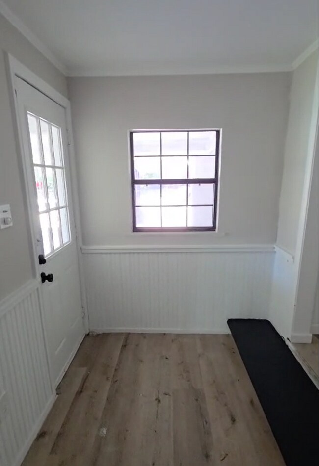 Building Photo - Spacious 3-Bedroom Home in Prime Irving Lo...