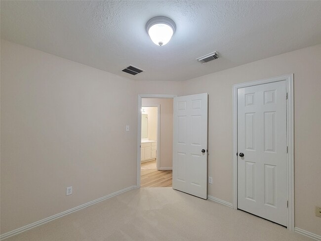 Building Photo - 6806 Haley Ct