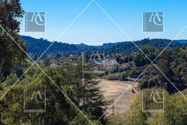 Building Photo - 4 bedroom 3 bath home in Scotts Valley