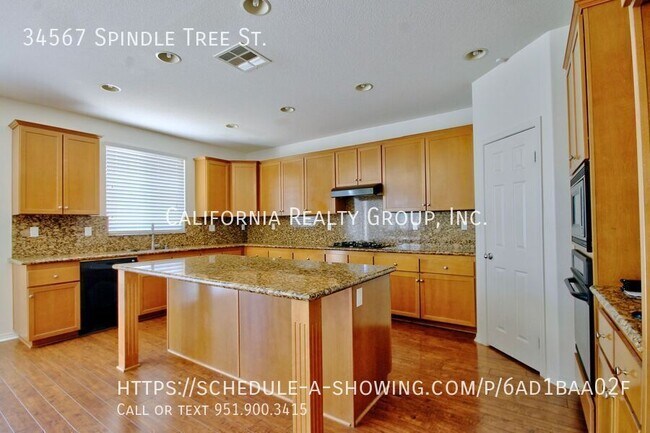 Building Photo - 34567 Spindle Tree St