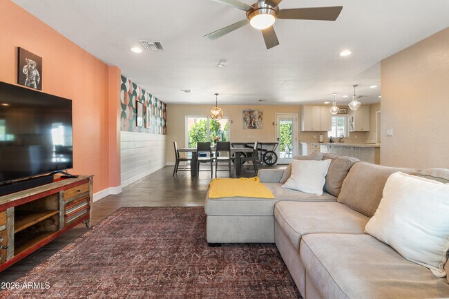 Building Photo - 4014 N 81st St