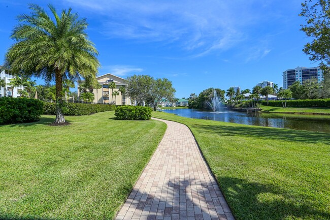 Building Photo - Live the Naples Lifestyle – Elegant 2BR/2B...