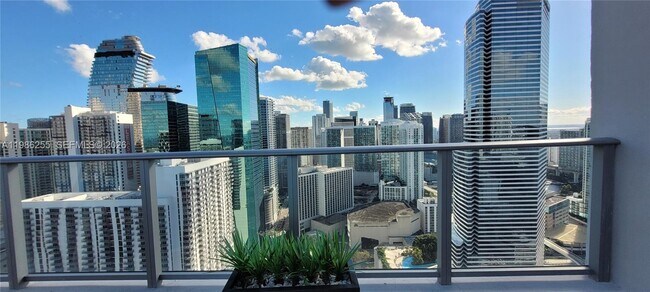 Building Photo - 151 SE 1st St