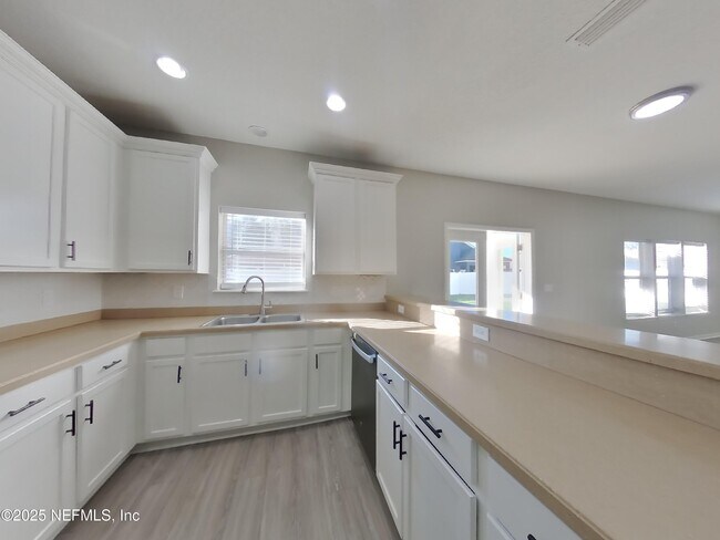 Building Photo - 2882 Spoonbill Trail