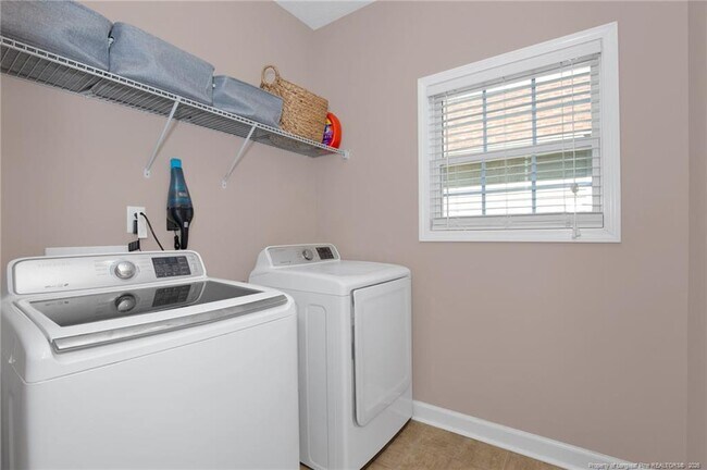 Building Photo - 4258 Cherry Hill Ln