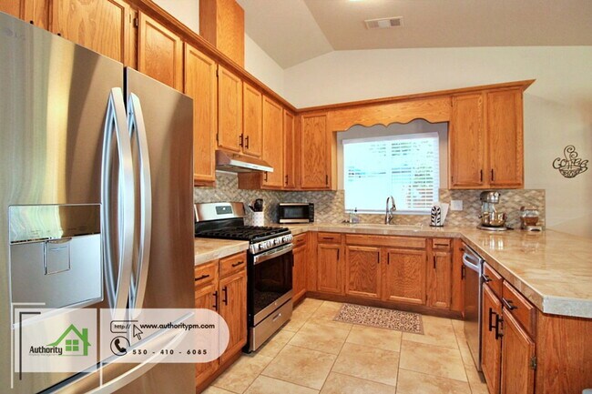 Building Photo - 3591 Adams Ln