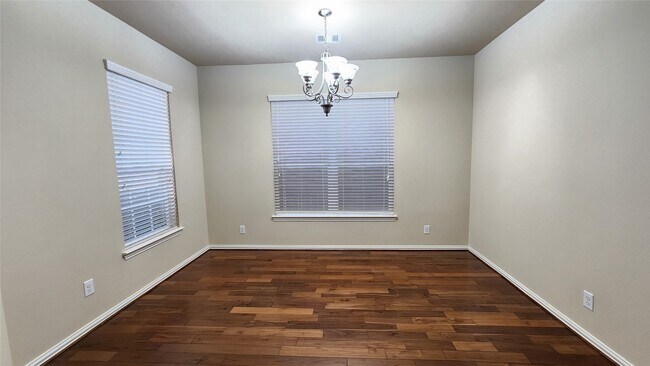 Building Photo - 26939 Glacier Creek Dr