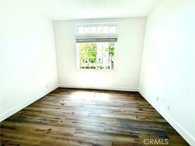 Building Photo - 3600 Lilac Ave