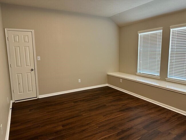 Building Photo - 5402 Ringneck Glen Dr