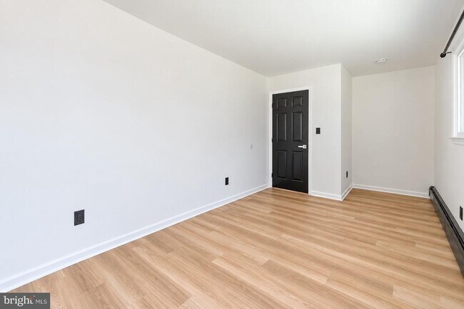 Building Photo - 51 Farrell Ave