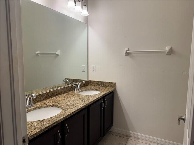 Building Photo - 26077 Sandhill Blvd