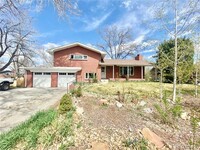 Building Photo - 4050 Zephyr Dr