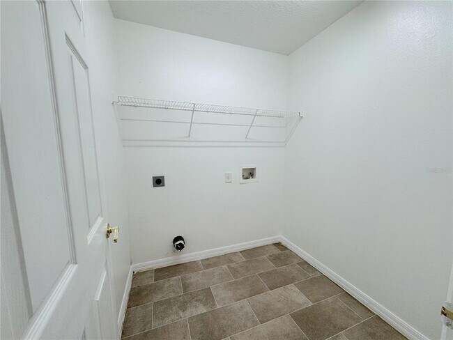 Building Photo - 13754 Amelia Pond Dr