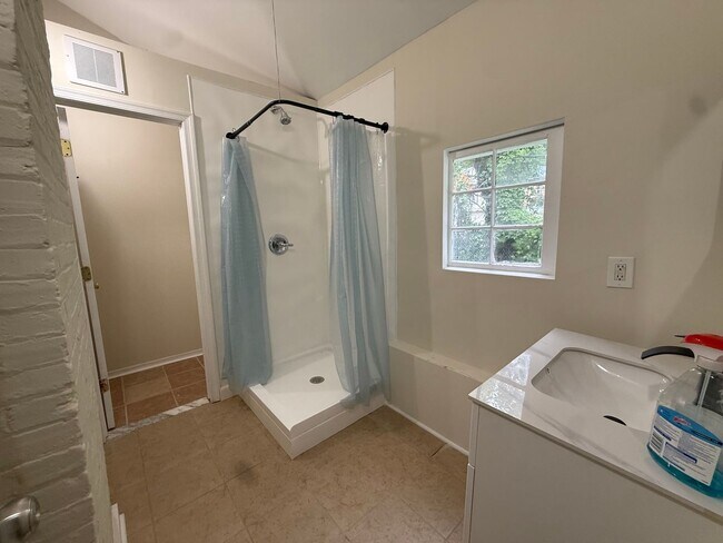 Building Photo - 5357 Belfield Ave