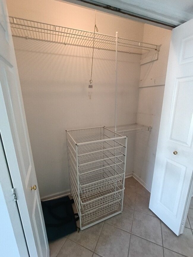 Building Photo - 1367 S Elizabeth St