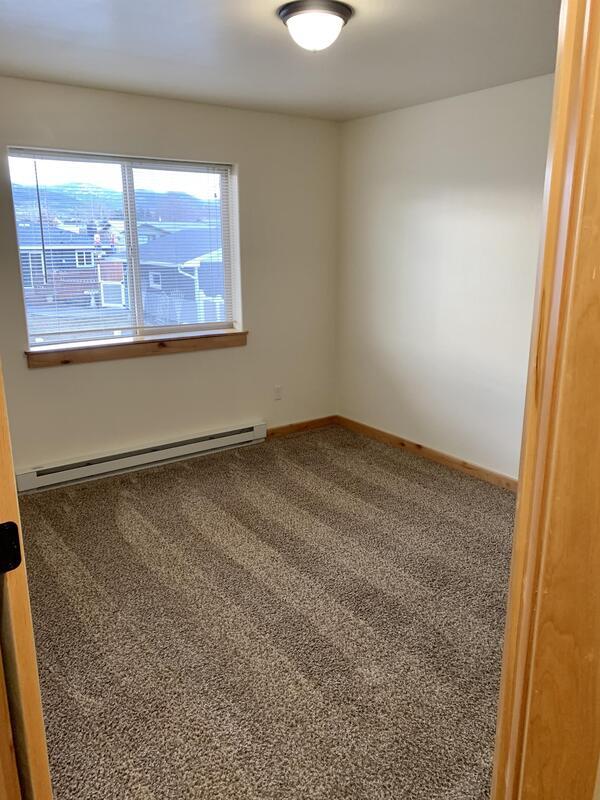 Building Photo - 1021 Enterprise Dr