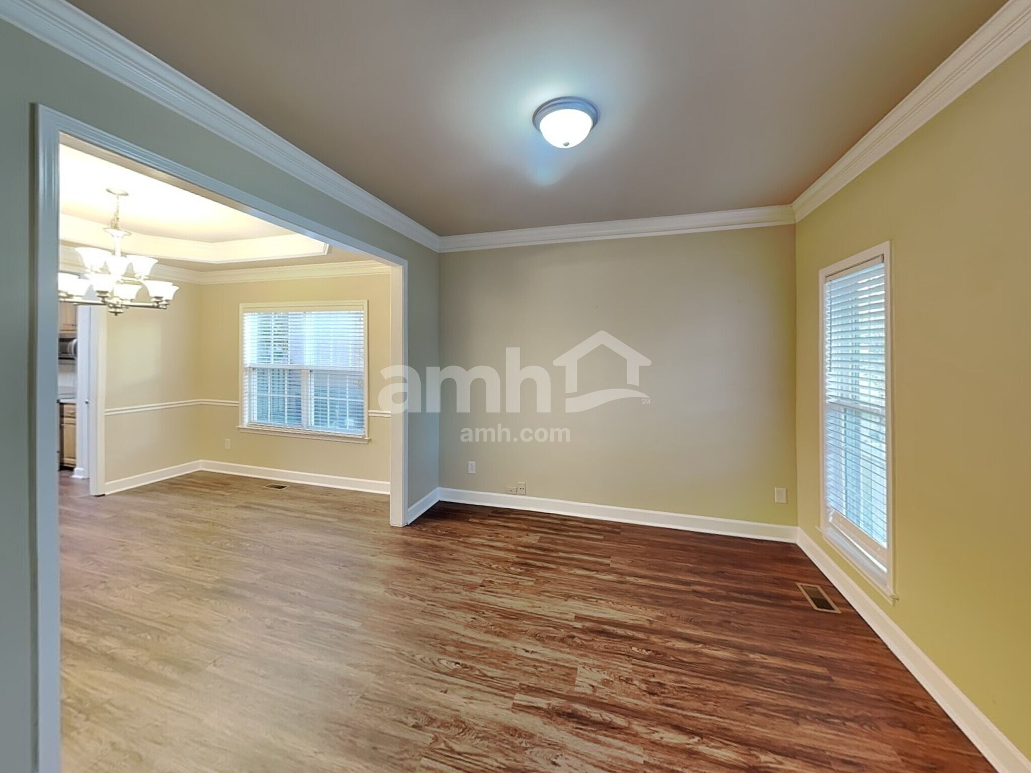 Building Photo - 2042 Keene Cir