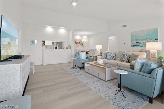 Building Photo - 784 Willowbrook Dr