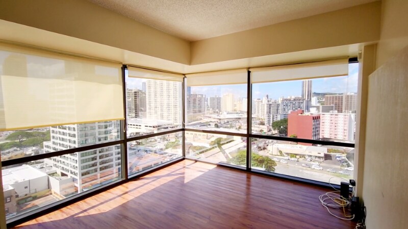 Building Photo - 1750 kalakaua Ave
