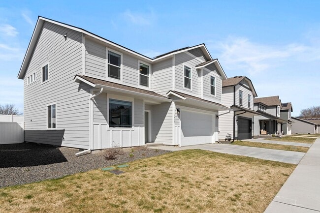 Building Photo - 1422 N Corbin Rd