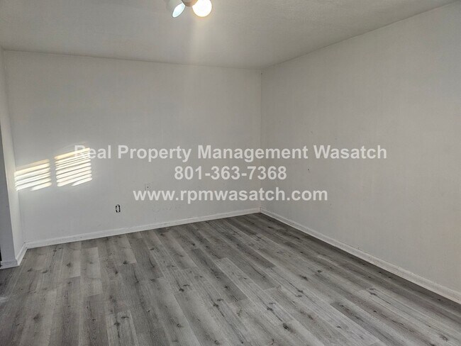 Building Photo - Perfect Multi Level home in West Vally City Utah