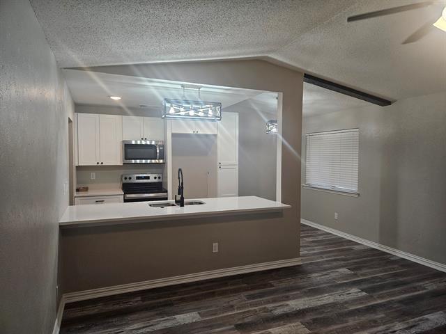 Building Photo - 616 Carl C Senter St