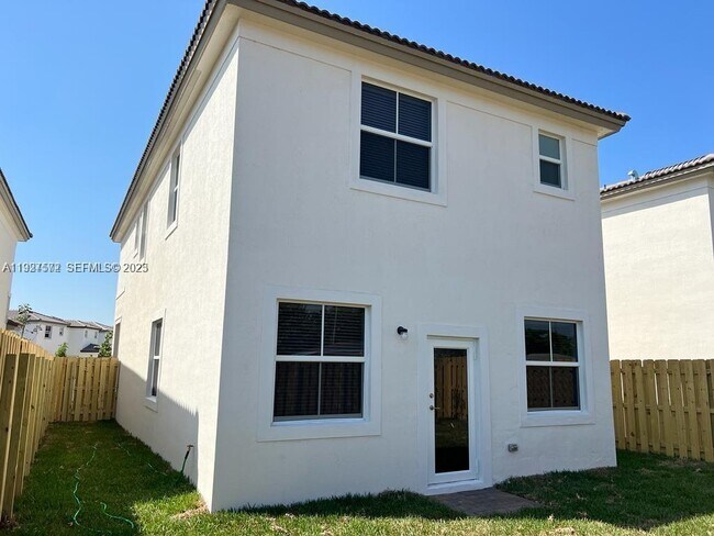 Building Photo - 2281 NW 131st Cir