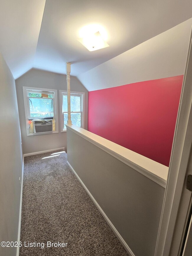 Building Photo - 3932 Kennison Ave