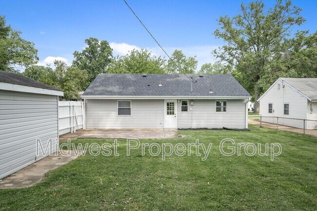 Building Photo - 7 St George Ct