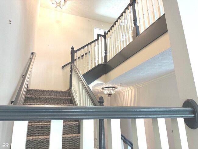 Building Photo - 70 Guilford Trail Dr