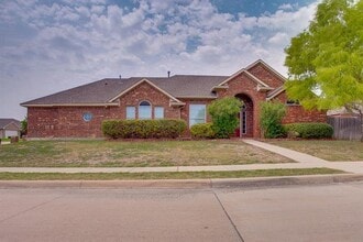 Building Photo - 8801 Chaps Ave