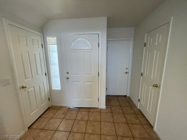 Building Photo - 9492 Encanto Cavern Ct