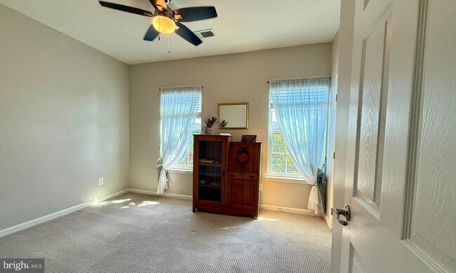 Building Photo - 14050 Cannondale Way