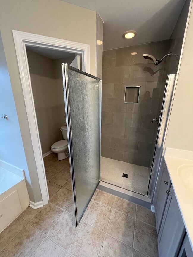 Building Photo - 2109 Bucolic Ct