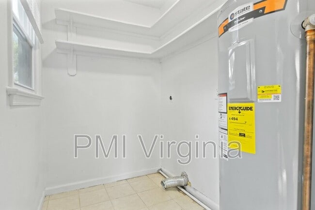 Building Photo - 3909 Wilmington Ct