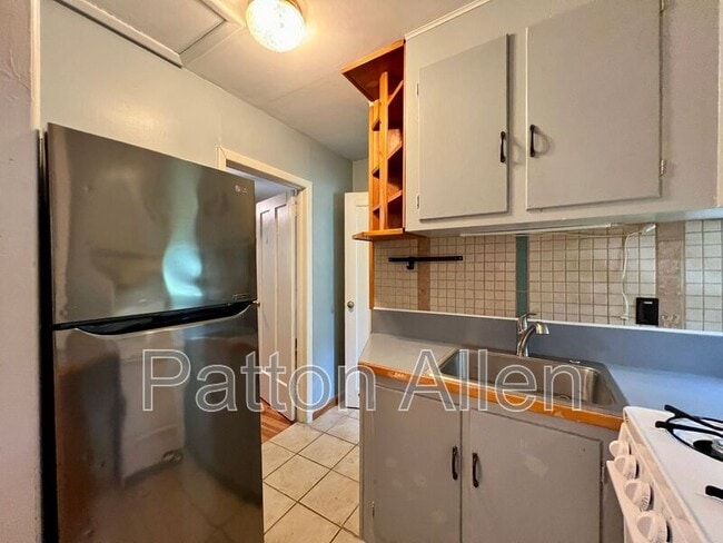 Building Photo - 105 Edwin Pl