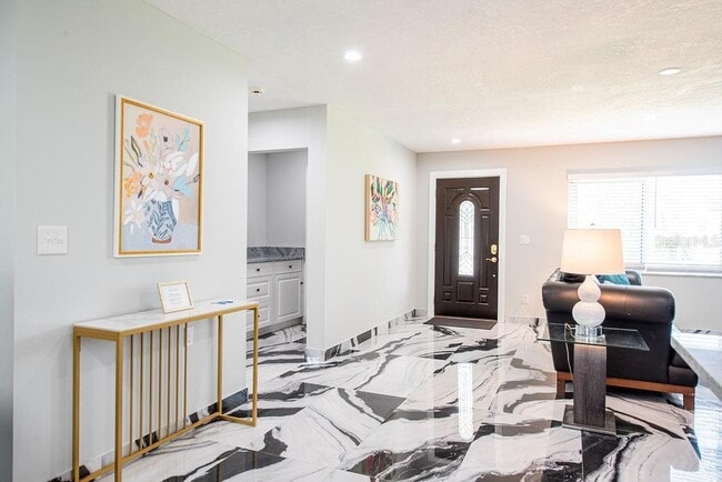 Building Photo - 6819 11th Ave NW