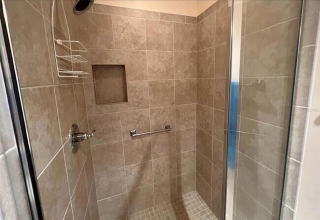 Building Photo - 1090 Becker Ave