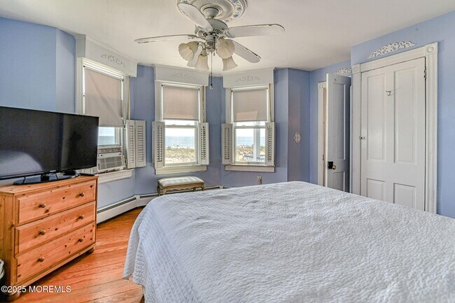 Building Photo - 5 Ocean Ave N