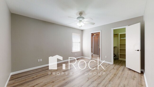 Building Photo - Need space? Take a look at this 4 Bedroom/4.5 Bathroom Home in SW Edmond!