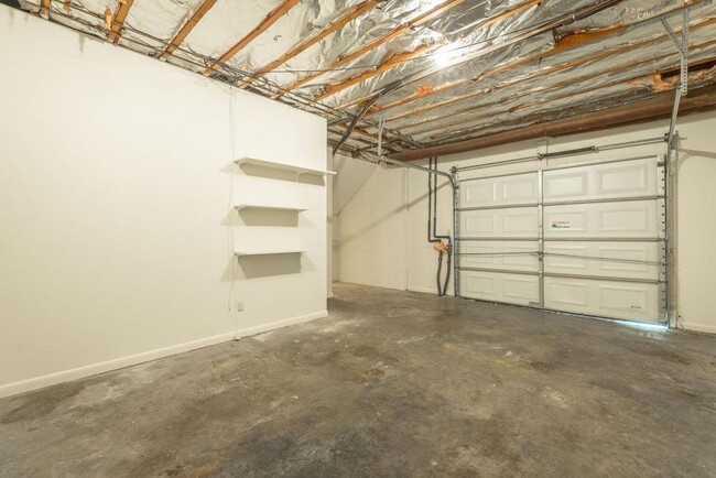 Building Photo - 3408 Gail Dr