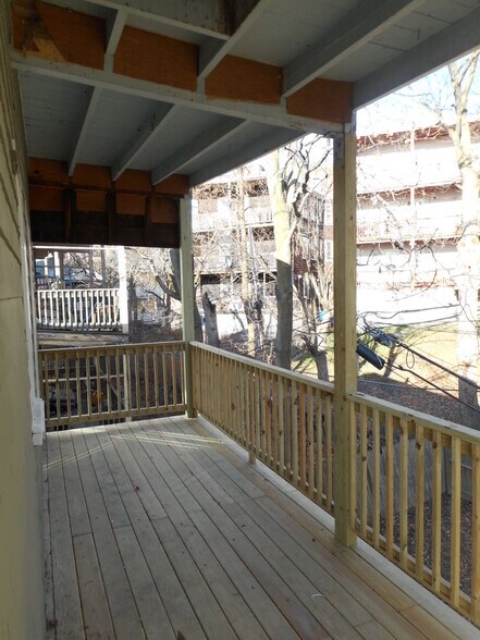 Building Photo - 15 Rowell St