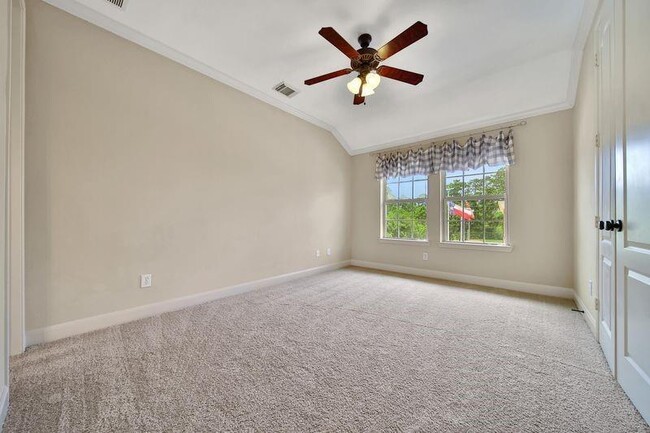 Building Photo - 1707 Dominica Dr