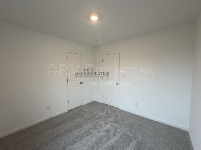 Building Photo - 809 Oyster Bay Dr