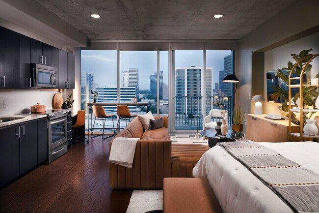 Primary Photo - Modern Studio, Skyline Views