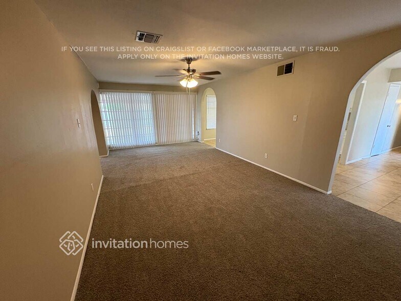 Building Photo - 5102 N 61st Dr