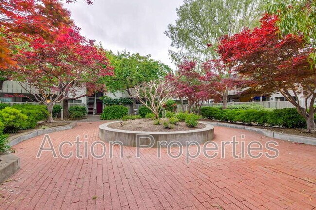 Building Photo - 255 S Rengstorff Ave